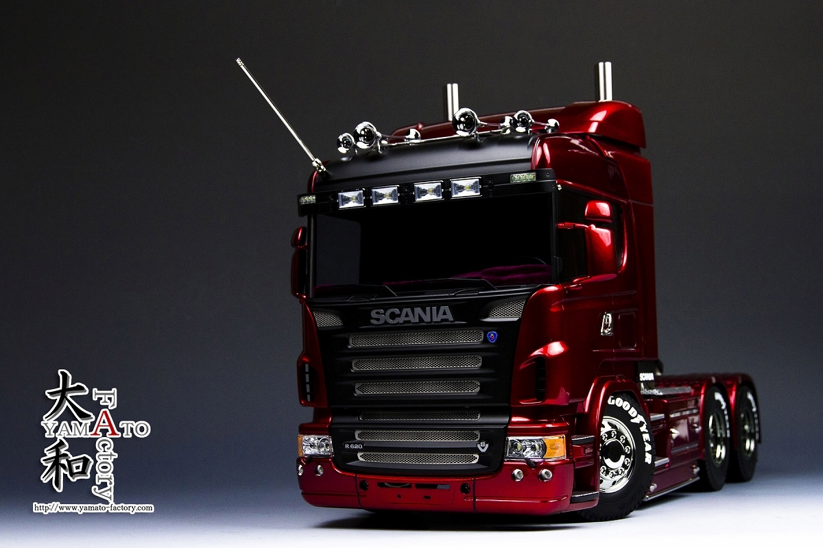 TAMIYA SCANIA R620 Candy Red